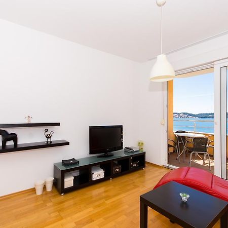 Apartment Labadusa Trogir Exterior photo
