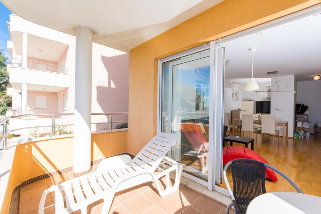 Apartment Labadusa Trogir Exterior photo