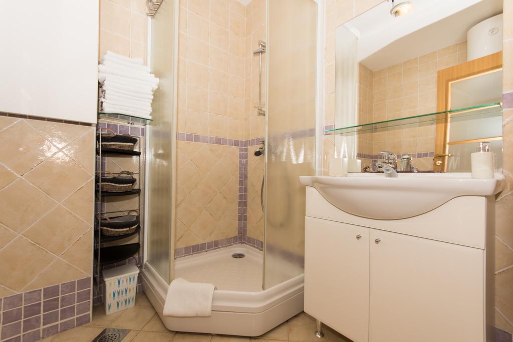 Apartment Labadusa Trogir Exterior photo